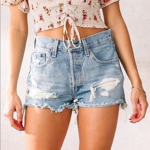Levi’s 501 high rise short